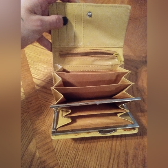 Wallet - Picture 3 of 3